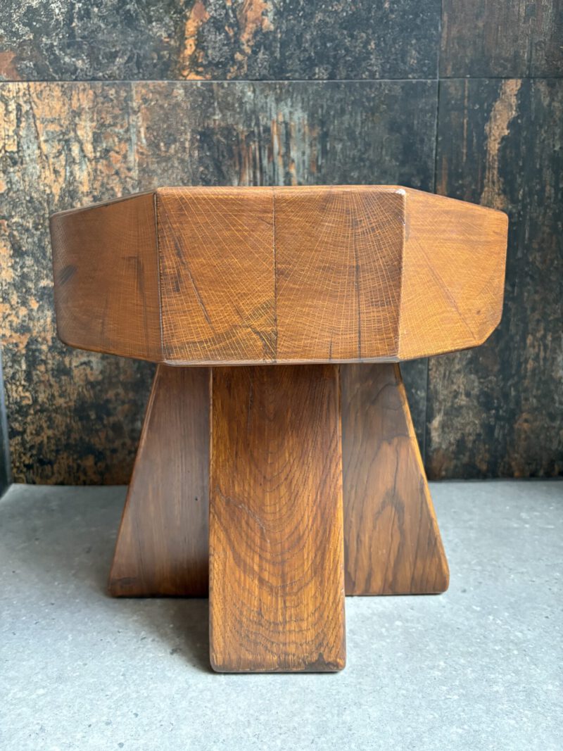 Brutalist kruk /bijzettafel