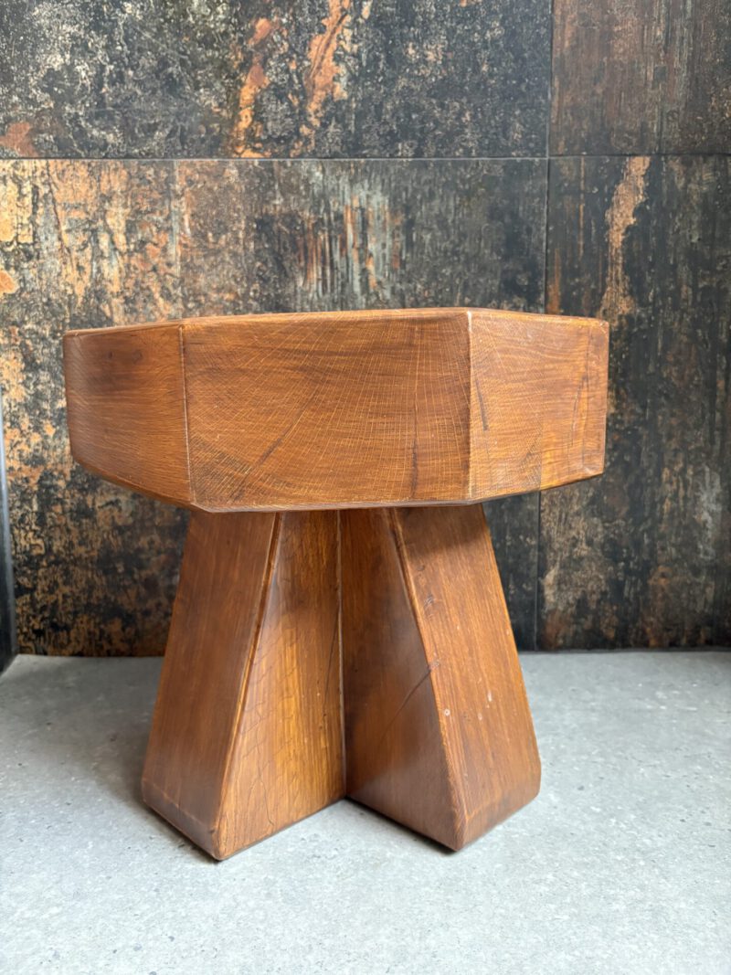 Brutalist kruk /bijzettafel