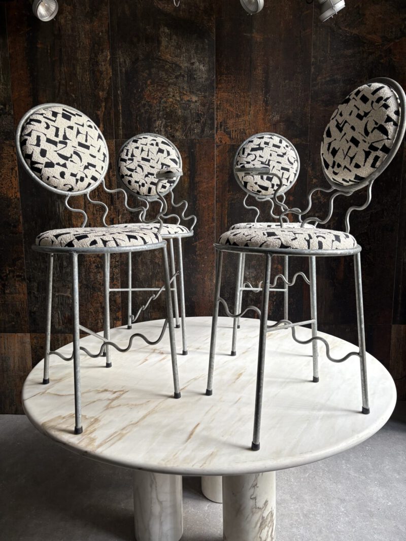 Set (4) eetkamerstoelen Memphis Style