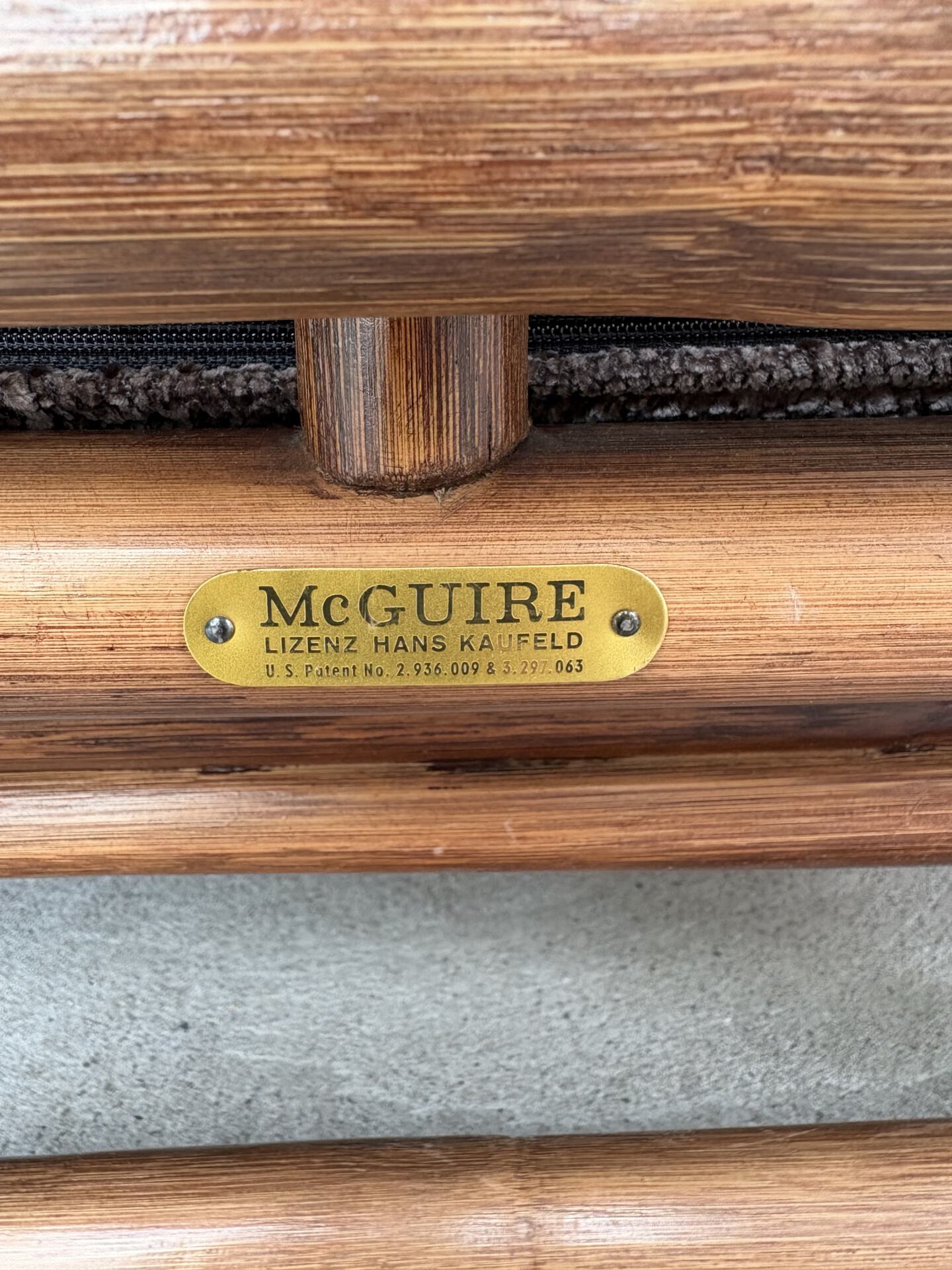 Set (3) Mc Guire fauteuils en tafeltje